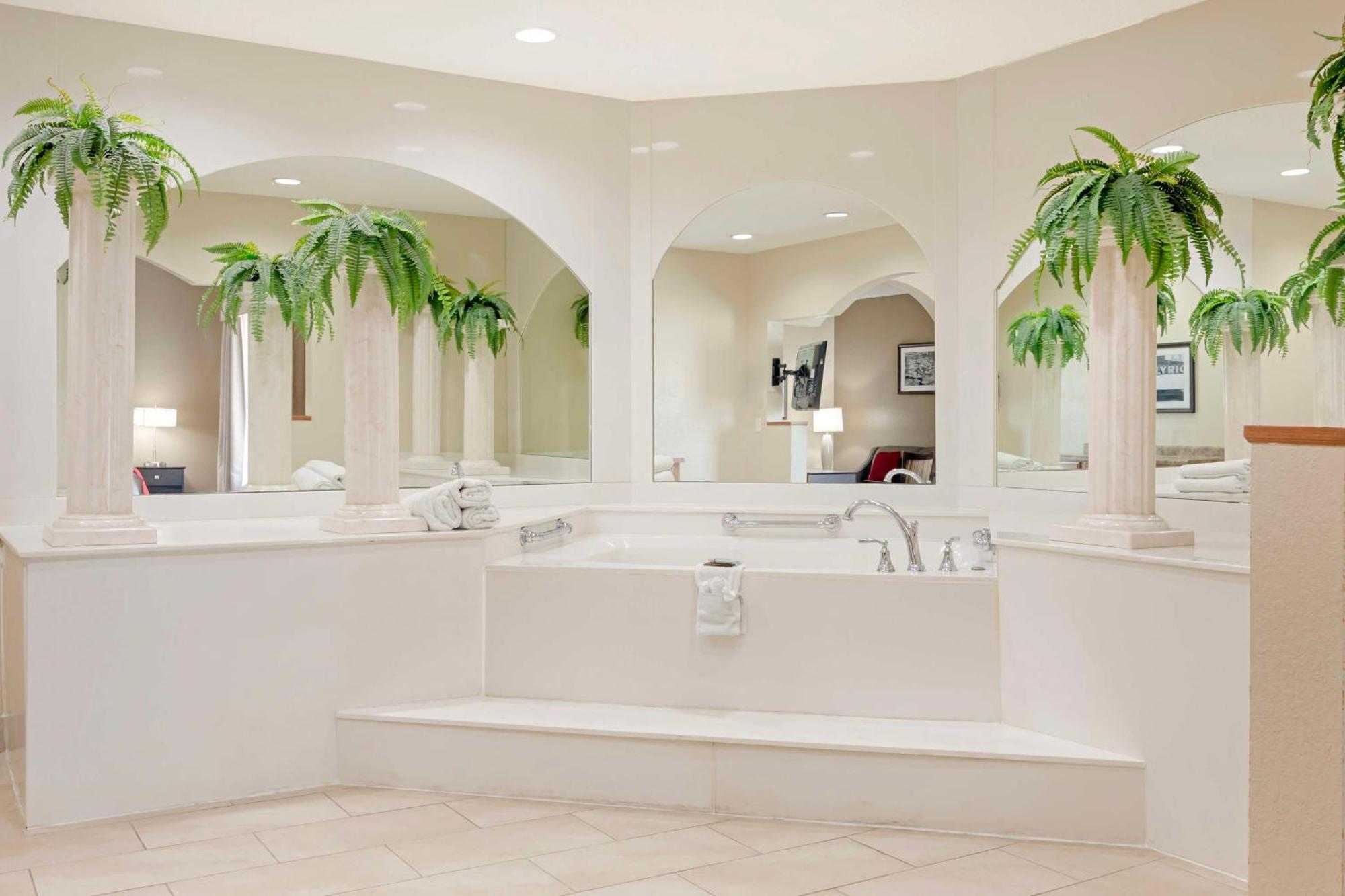 Best Western Plus Bradbury Inn And Suites Waycross Zewnętrze zdjęcie