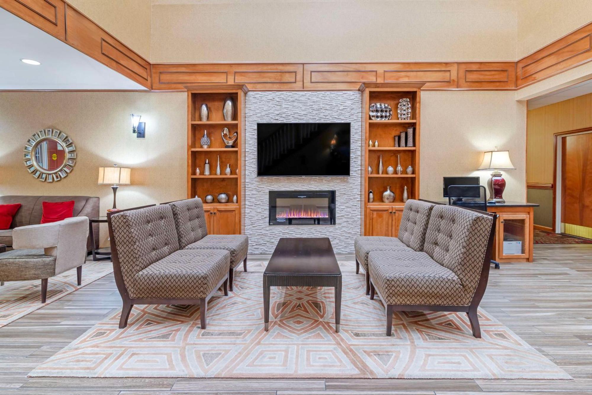 Best Western Plus Bradbury Inn And Suites Waycross Zewnętrze zdjęcie